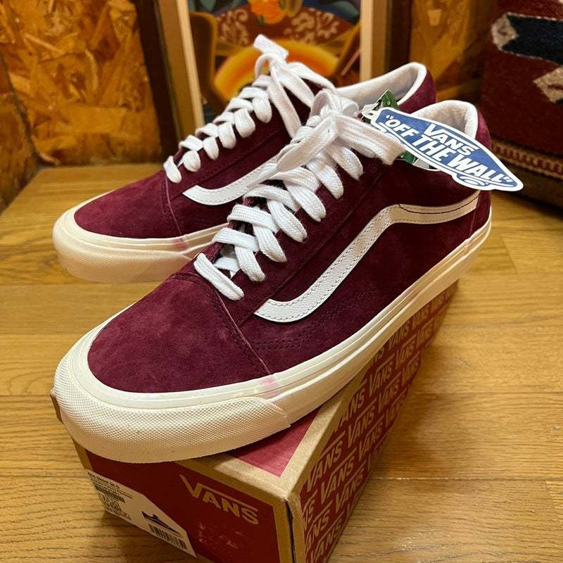 国内未発売のVANSです。