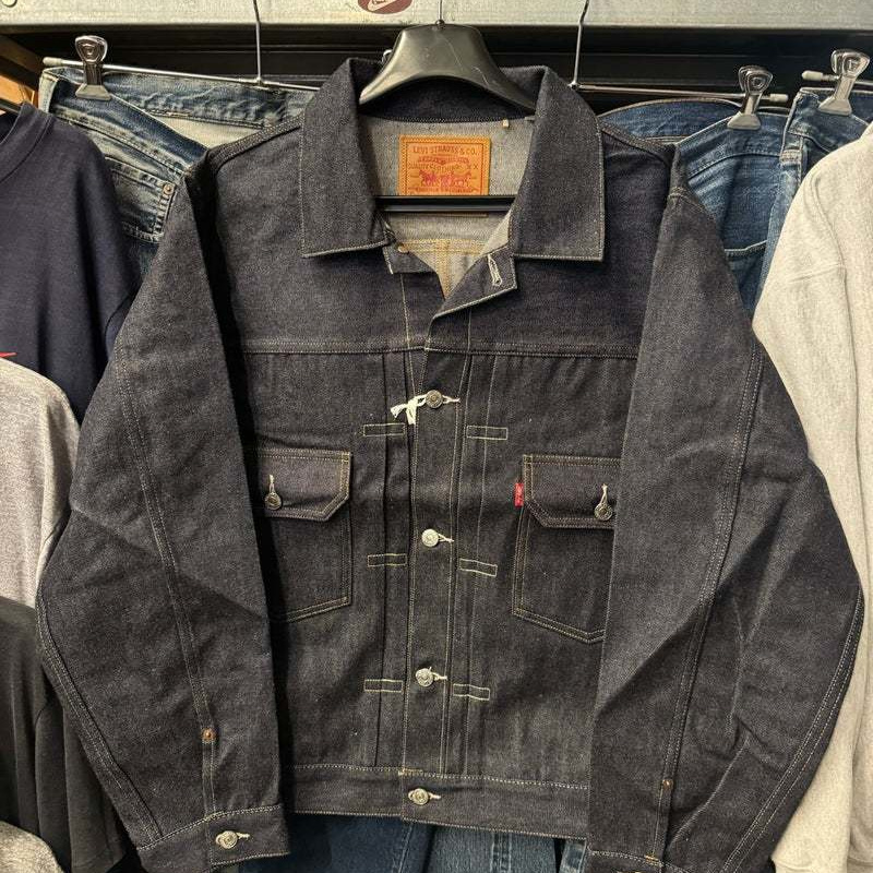 ジーンズの代名詞Levi'sのLVCシリーズファーストジャケットです。