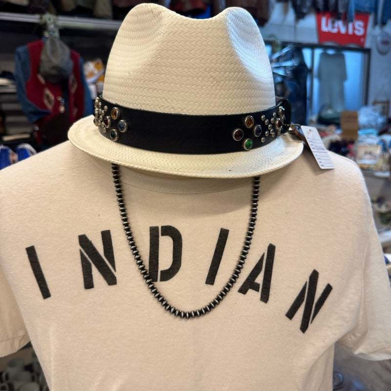 人気のコンチョのヘアゴムです。