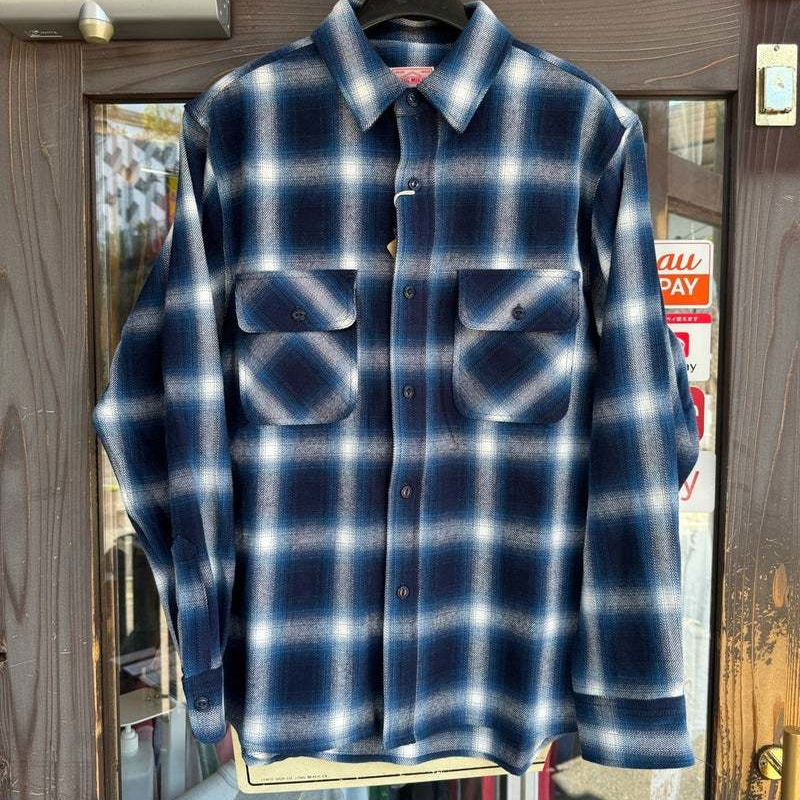 人気のネルシャツです。