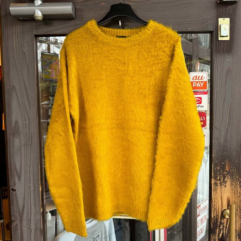 人気のパーカです。