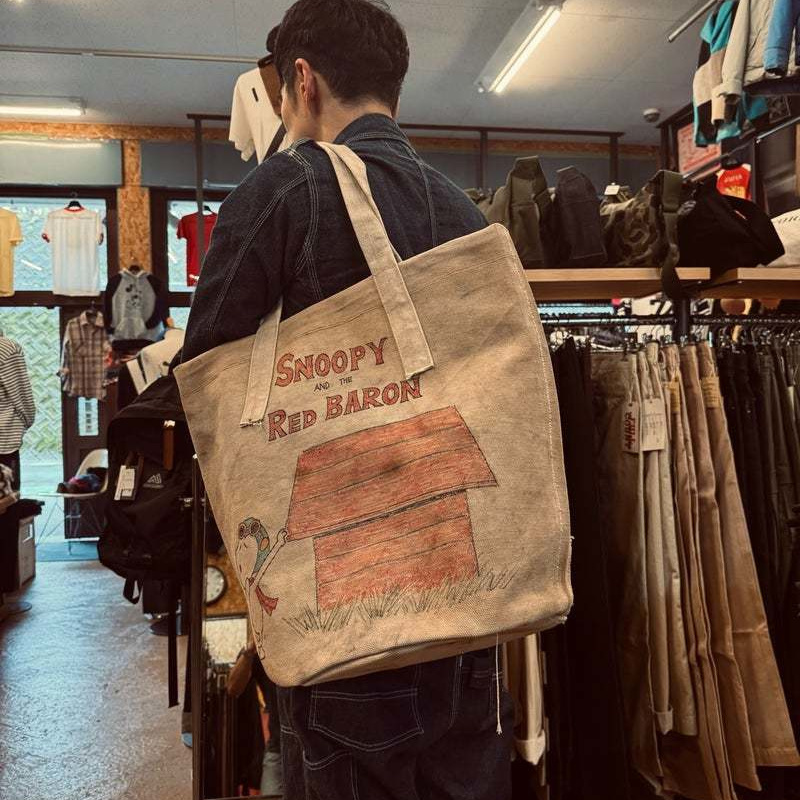 ヴィンテージ・古着・アメカジ専門店のヤード・ウェアハウスがお届けする、可愛いバッグです。