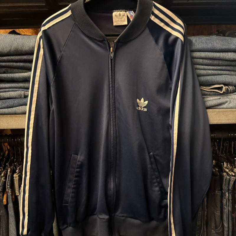 ヴィンテージ・古着・アメカジ専門店のヤード・ウェアハウスがお届けする、ヴィンテージウェア。アメリカ買付けヴィンテージ&オールドです。