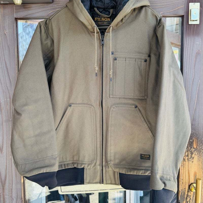 人気のジャケットです。