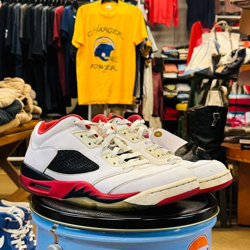 ヴィンテージ・古着・アメカジ専門店のヤード・ウェアハウスがお届けする、ヴィンテージウェア。アメリカ買付けヴィンテージ&オールドです。