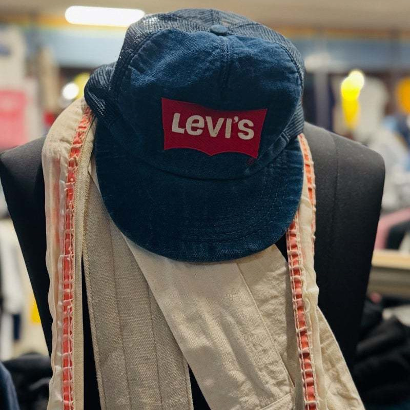 ヴィンテージ・古着・アメカジ専門店のヤード・ウェアハウスがお届けする、ヴィンテージウェア。アメリカ買付けヴィンテージ&オールドです。