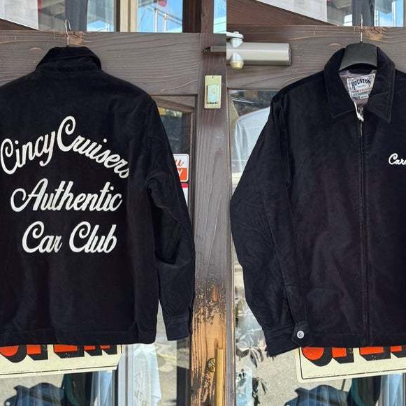 人気の刺繍ジャケットです。