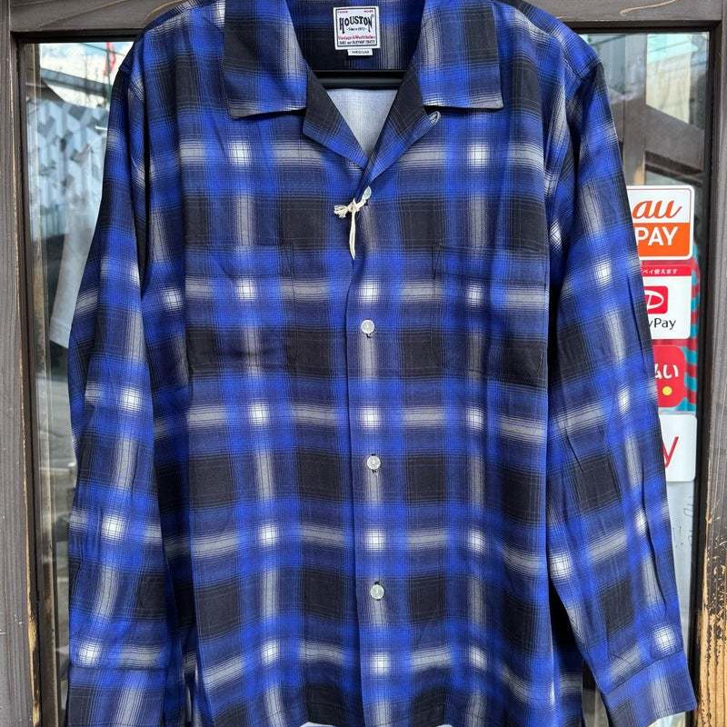 人気のネルシャツです。