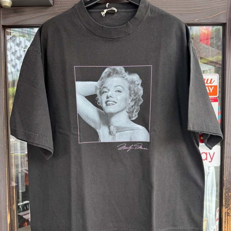 人気のTシャツです。