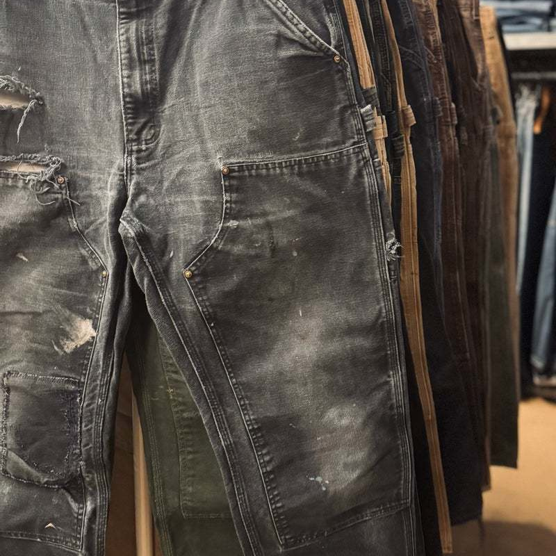 本格派アメカジ・デニムブランド、WAREHOUSE(ウェアハウス)の両Vスウェットです。