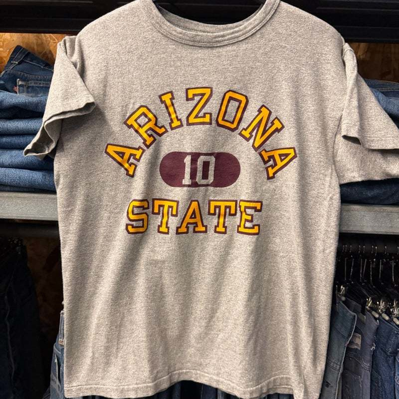 ヴィンテージ・古着・アメカジ専門店のヤード・ウェアハウスがお届けする、ヴィンテージウェア。アメリカ買付けヴィンテージ&オールドです。